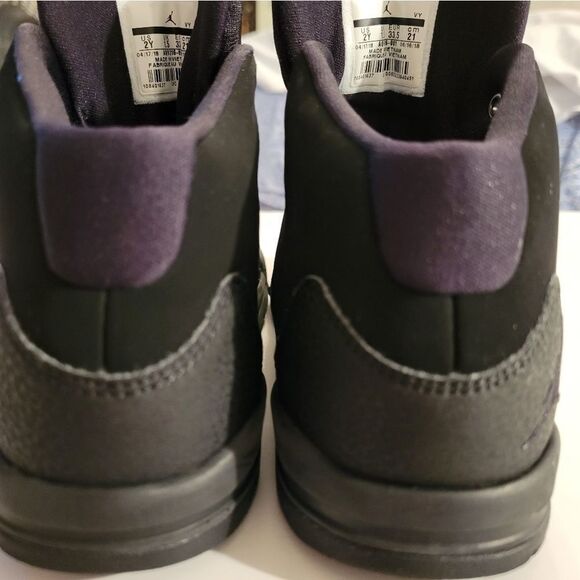 JORDAN  GRADE  SCHOOL BOYS' MAX AURA SNEAKER BOOT - Picture 8 of 16